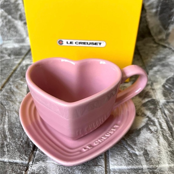 Le Creuset Heart Mug with Tray - Picture 2 of 8